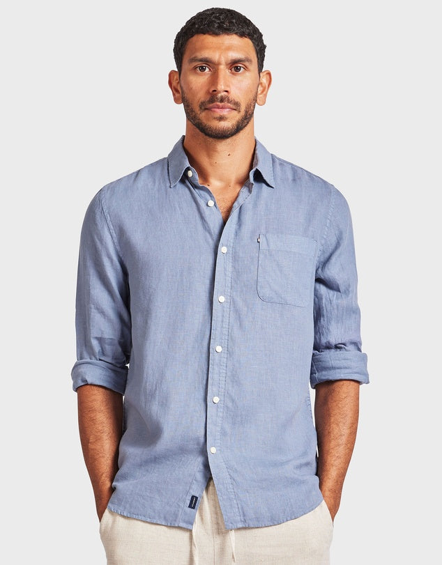 A best selling linen shirt perfect for summer from work and beyond. This colour is great too and will look fabulous with a variety of bottoms, light and dark