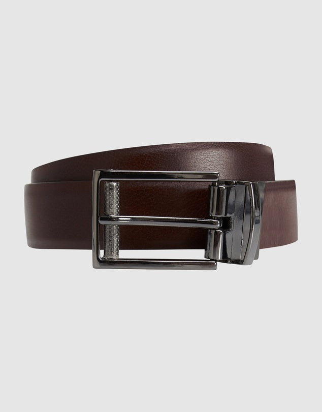 Chocolate colour belt in leather to wear to perfectly match the new shoes