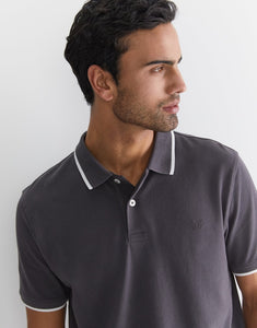 A classic contrast tipped polo for a smart casual "Parisian" vibe. Ideal for everyday wear this polo is perfect to team with pants, chinos, shorts and jeans